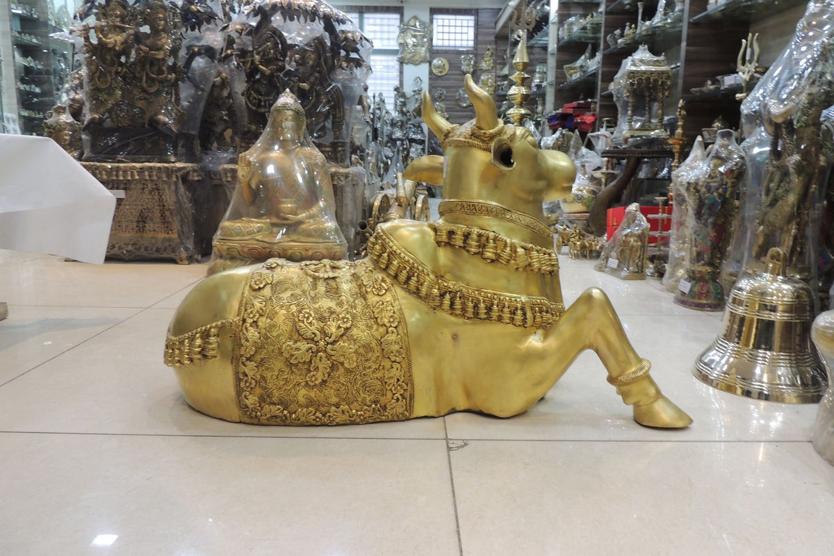 Brass Showpiece Nandi God Idol Statue - 34.5*13.5*22 Inch (BS1382 H)