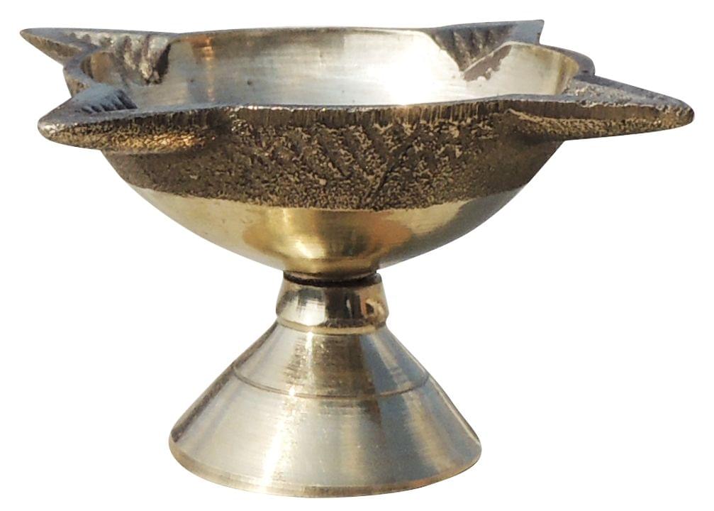 Brass Table Decor Oil Lamp Deepak 4 Wicks - 2.1*0.8*1.5 inch (F633 B)