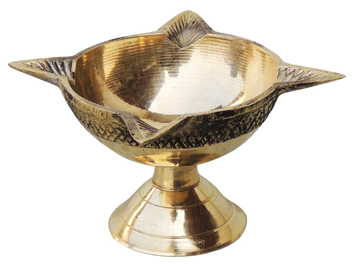 Brass Table Decor Oil Lamp Deepak 4 Wicks - 2.3*2.3*1.7 inch (F633 C)