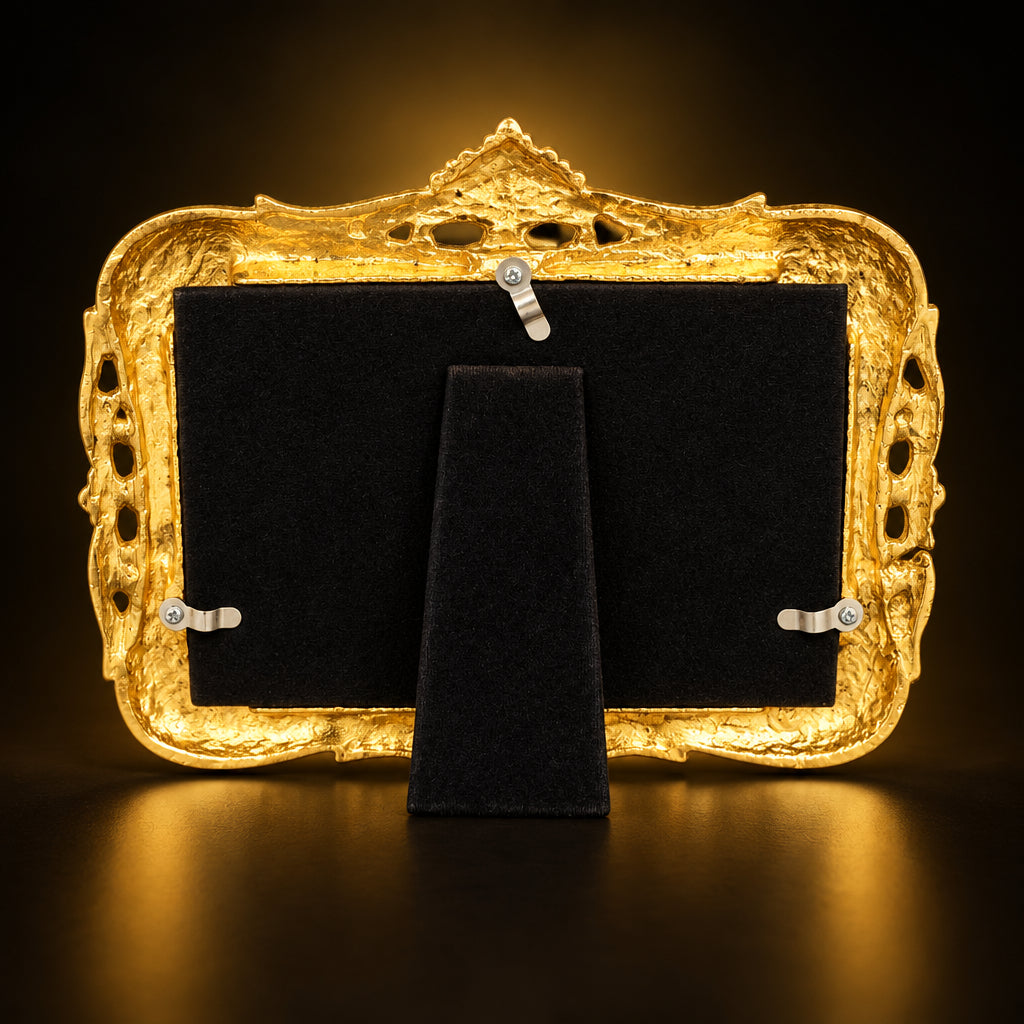 Aluminium Showpiece Photo Frame Double Statue - 9.5*0.5*7 Inch (AS088 C)