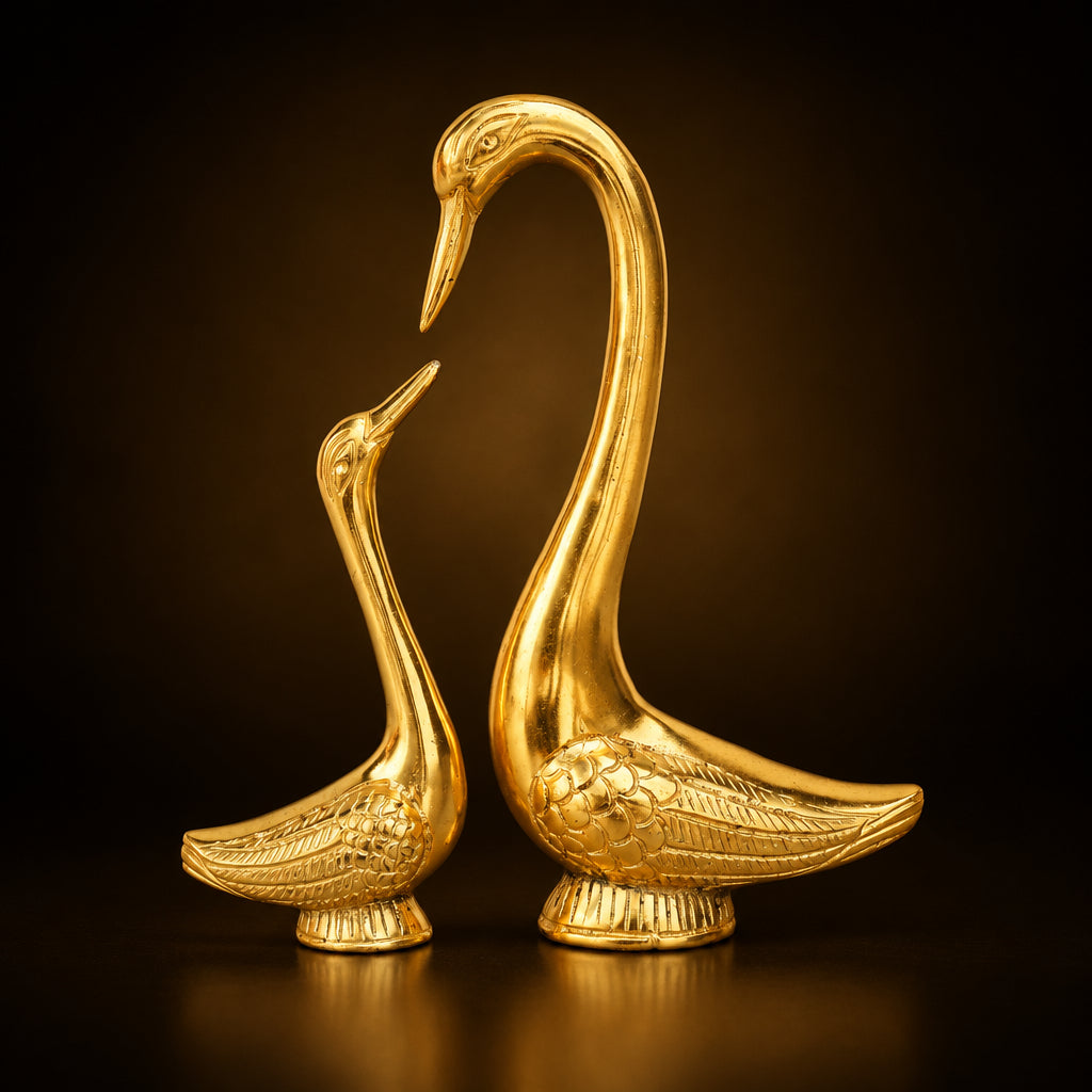 Aluminium Decorative Showpiece Duck Pair Statue - 8*2*8.5 Inch (AS225 G)