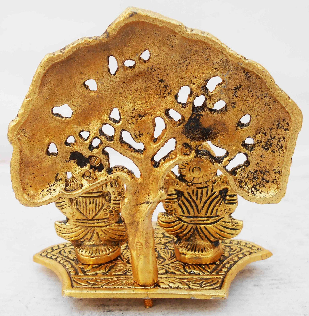 Showpiece Aluminium Laxmi Ganesh With Tree - 4.9*3.3*4.7 inch (AS345 G)