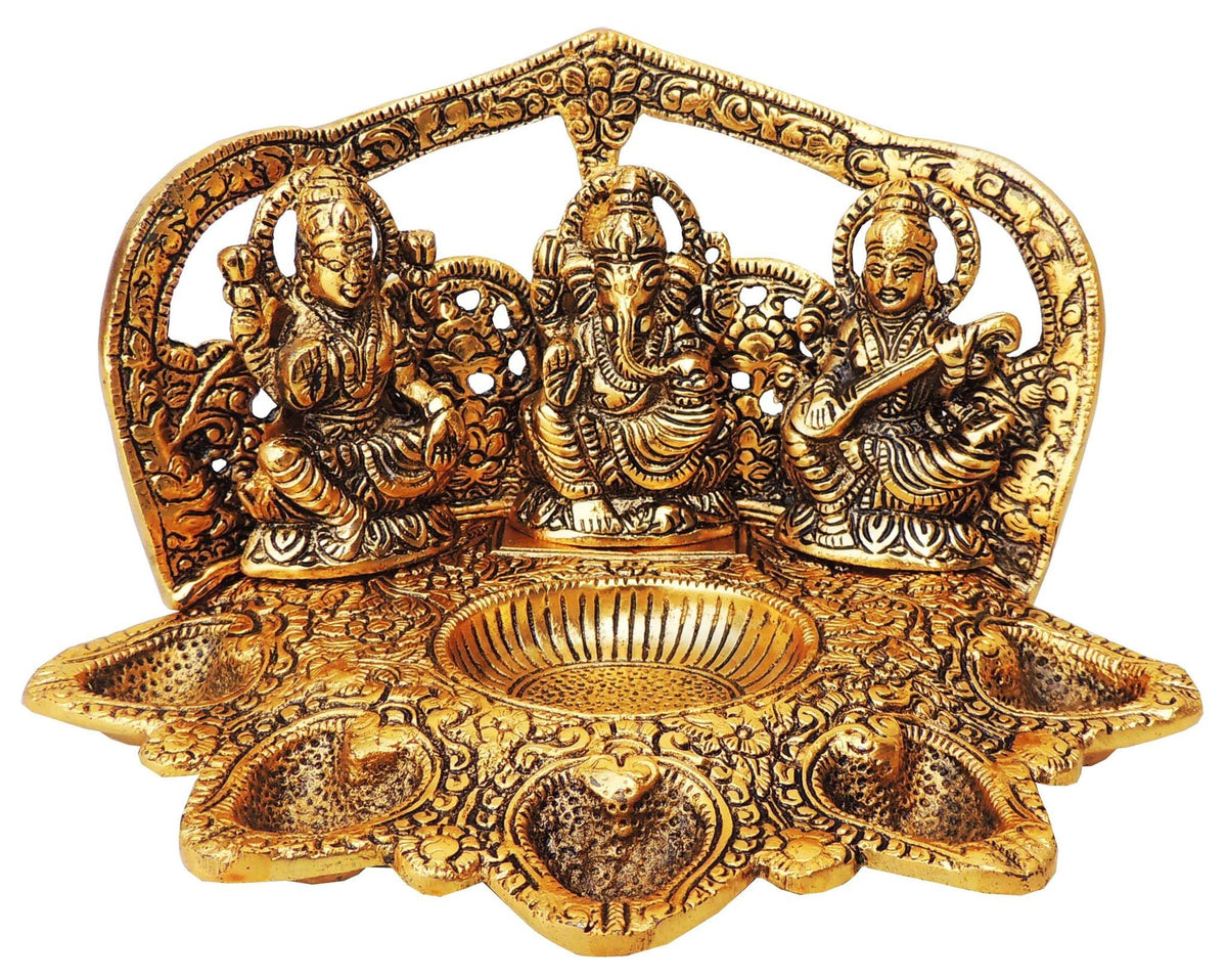 Showpiece Aluminium LGS Wih 5 Deepak - 8.6*5.9*5 inch (AS378 G)