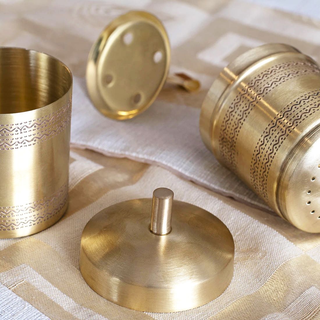 Brass Coffee Filter - 2.6*2.6*6.5 Inch, 400 ML (BC179 D)