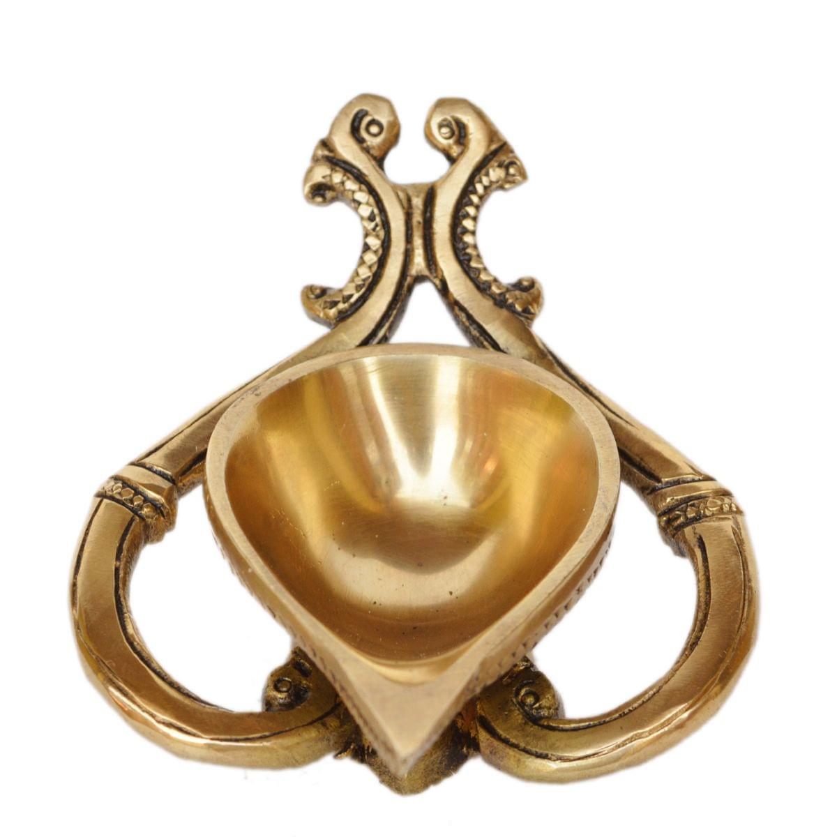 Brass Table Decor Oil Lamp Deepak- 4.8*3.6*2 inch (BS1161 A)
