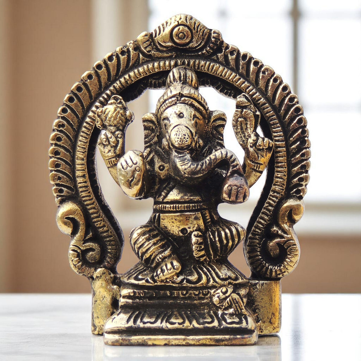 Brass Showpiece Ganesh Circle God Idol Statue - 2.6*1.1*3.1 Inch (BS1416 G)