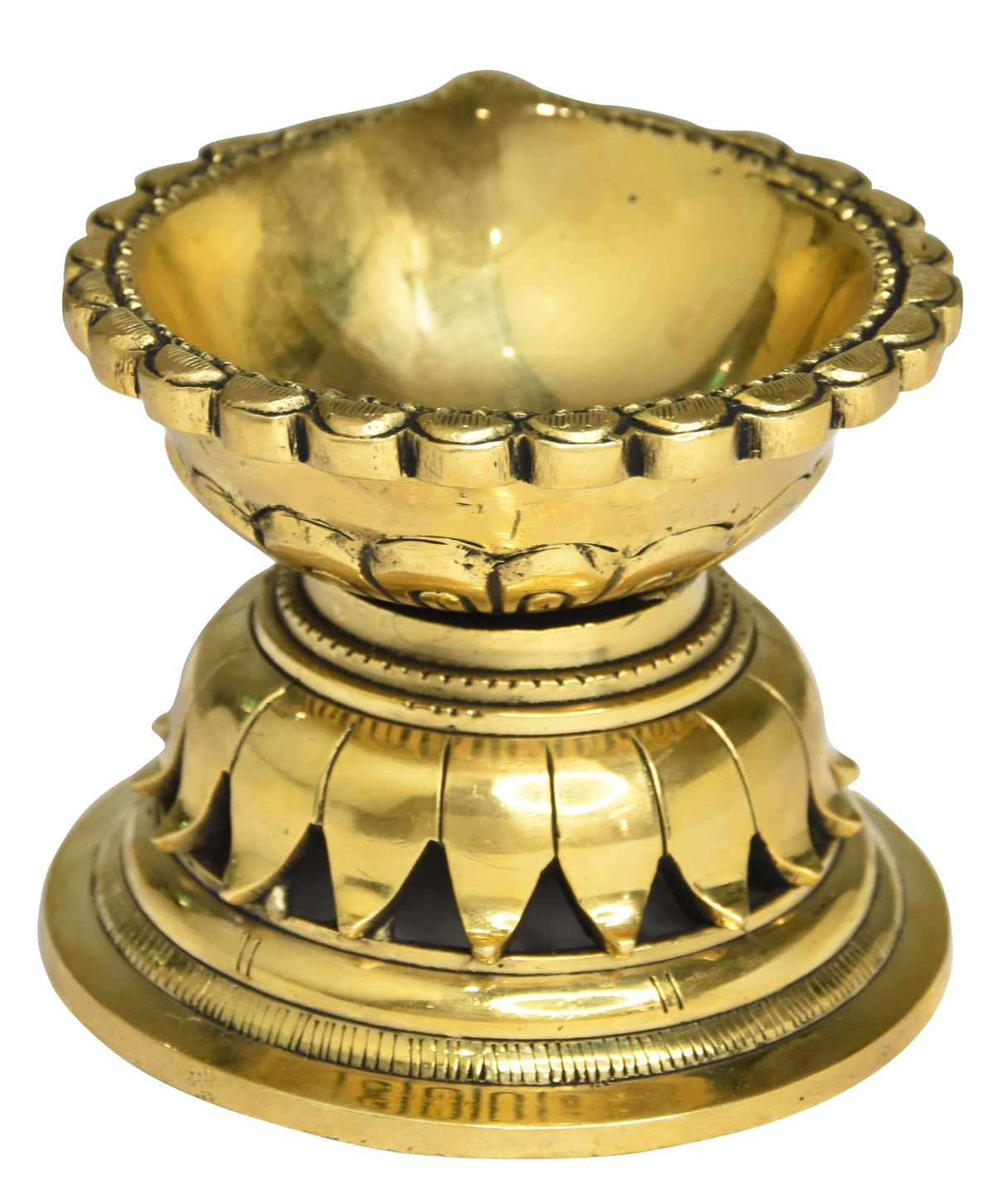 Brass Table Decor Stand Deepak, Oil Lamp - 4*4*3 Inch (BS1503 F)