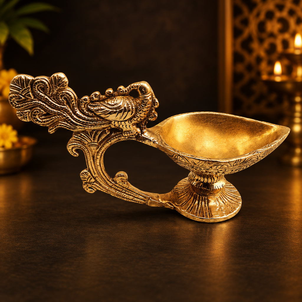Brass Showpiece Deepak Statue  - 6.5*2.5*3.5 inch (BS528)