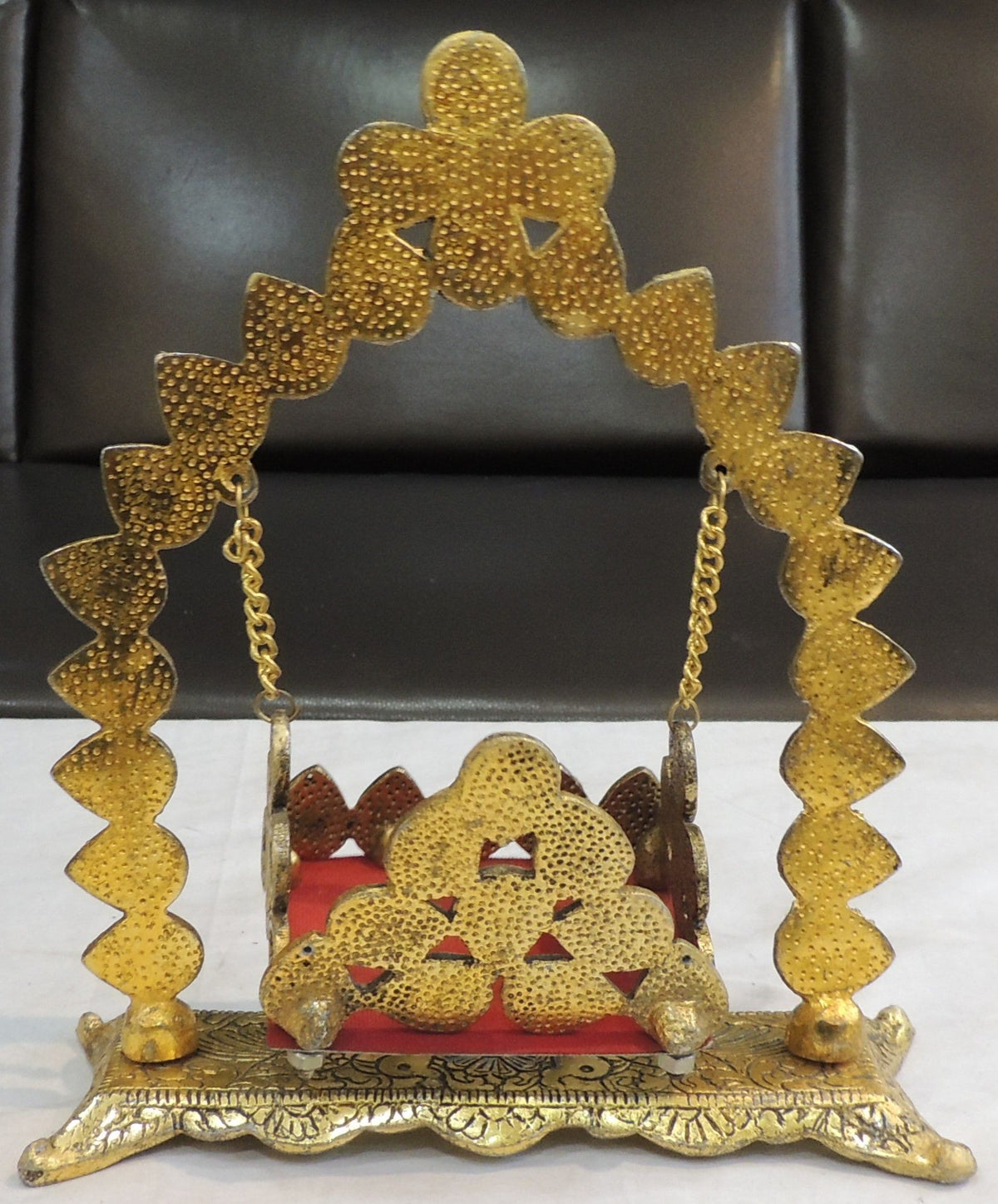 Aluminium Showpiece Jhula - 7*3*9.2 Inch (AS426 Q)