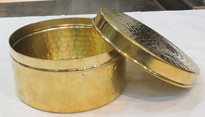Brass Laddu Box - 5.5*5.5*3 Inch (Z645 E)