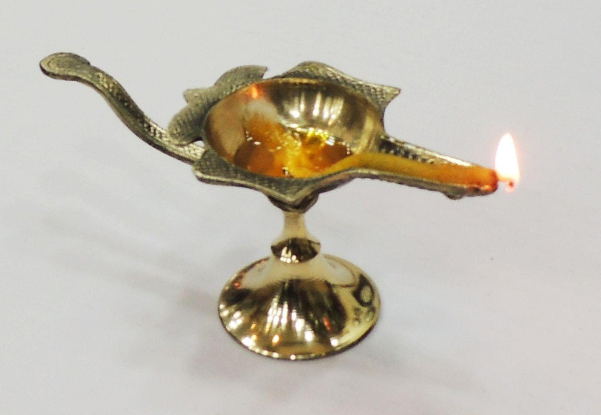 Mahabarat Deepak No. 3 - 5.3*2.3*2.3 inch (Z143 D)