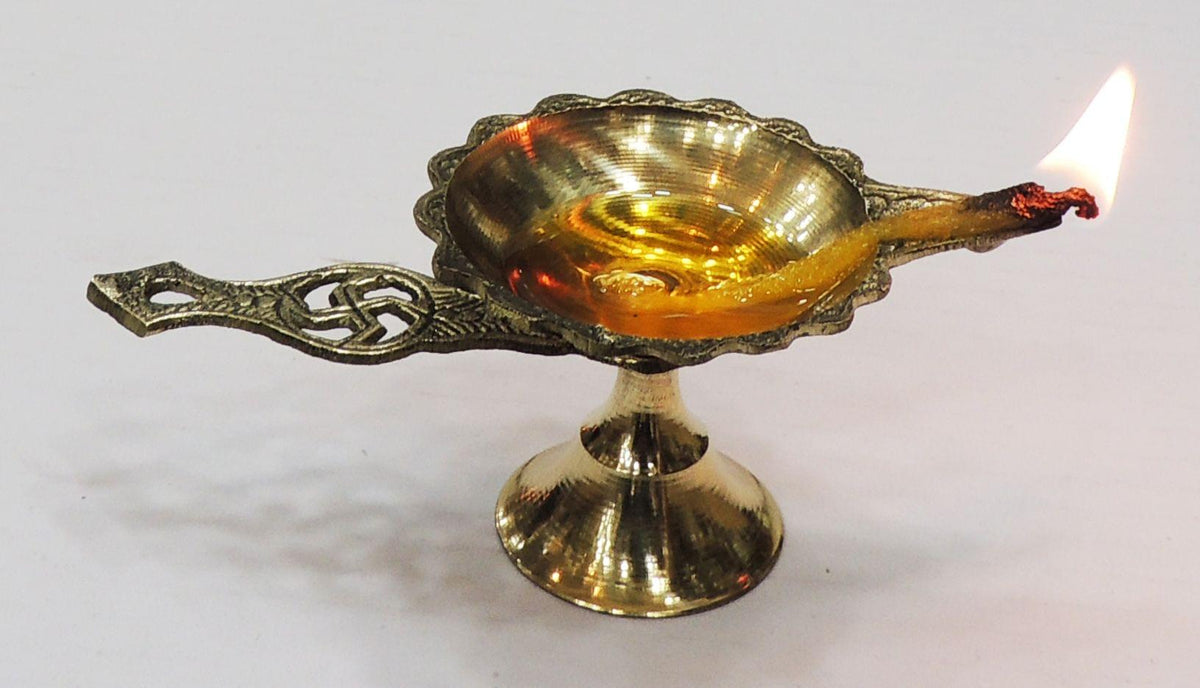 Swastic Deepak No. 2- 4.4*2.1*1.8 inch (Z144 C)