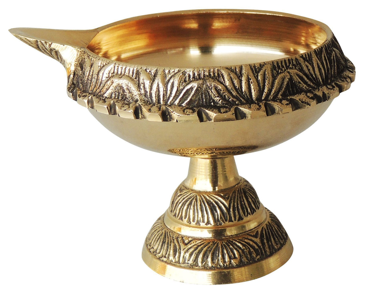 Stand Kuber Deepak No. 5- 4.3*3.6*3.1 inch (Z194 G)
