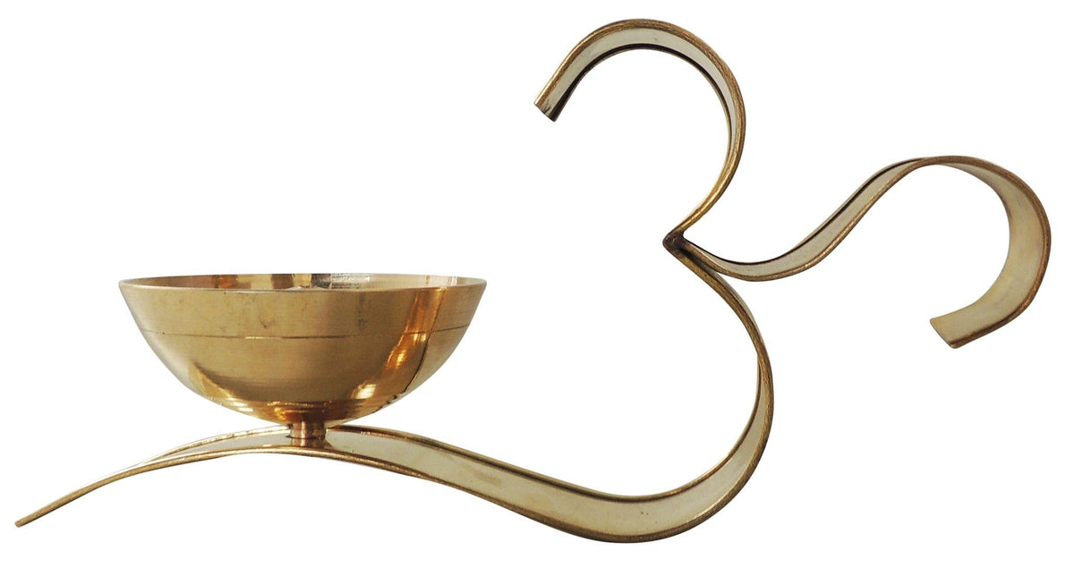 Om Fancy Deepak No. 5- 8.6*3.1*4 inch (Z489 E)