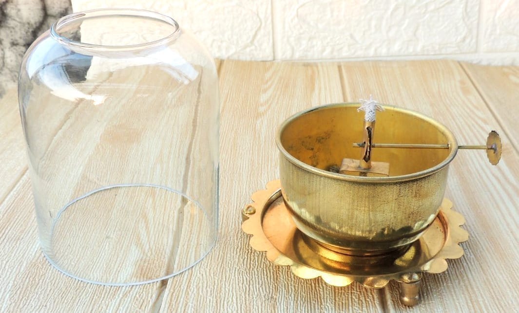 Brass Table Decor Adjustale Wick Oil Lamp Deepak - 4.6*4.6*4 Inch, 150 ML Inch (Z617 D)
