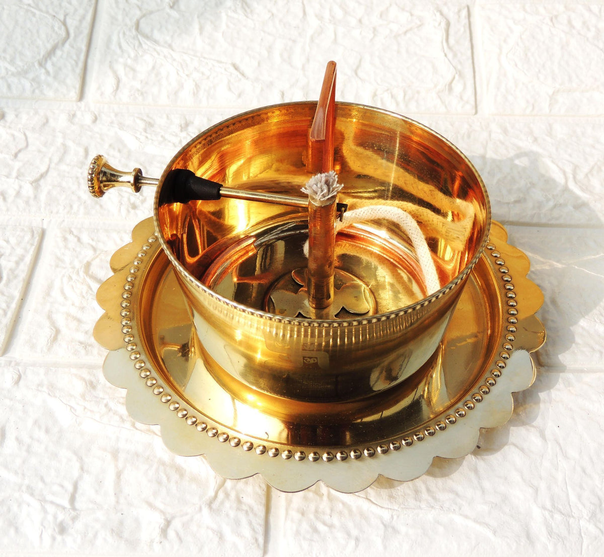 Brass & Glass Akhand Deepak - 7*7*6.5 Inch (Z620 E)