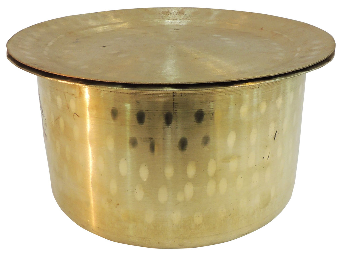 Brass Kitchen Purpose Bhagona With Lid, Capacity : 2.75 Liter - 8.7*8.7*5 Inch (Z637 C)